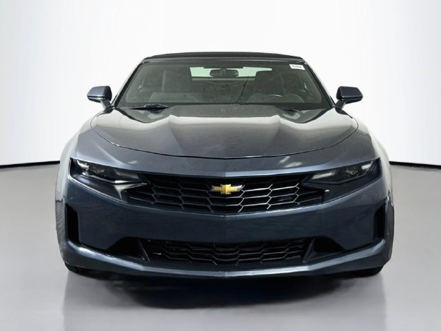 Used 2020 Chevrolet Camaro LT RWD image 2