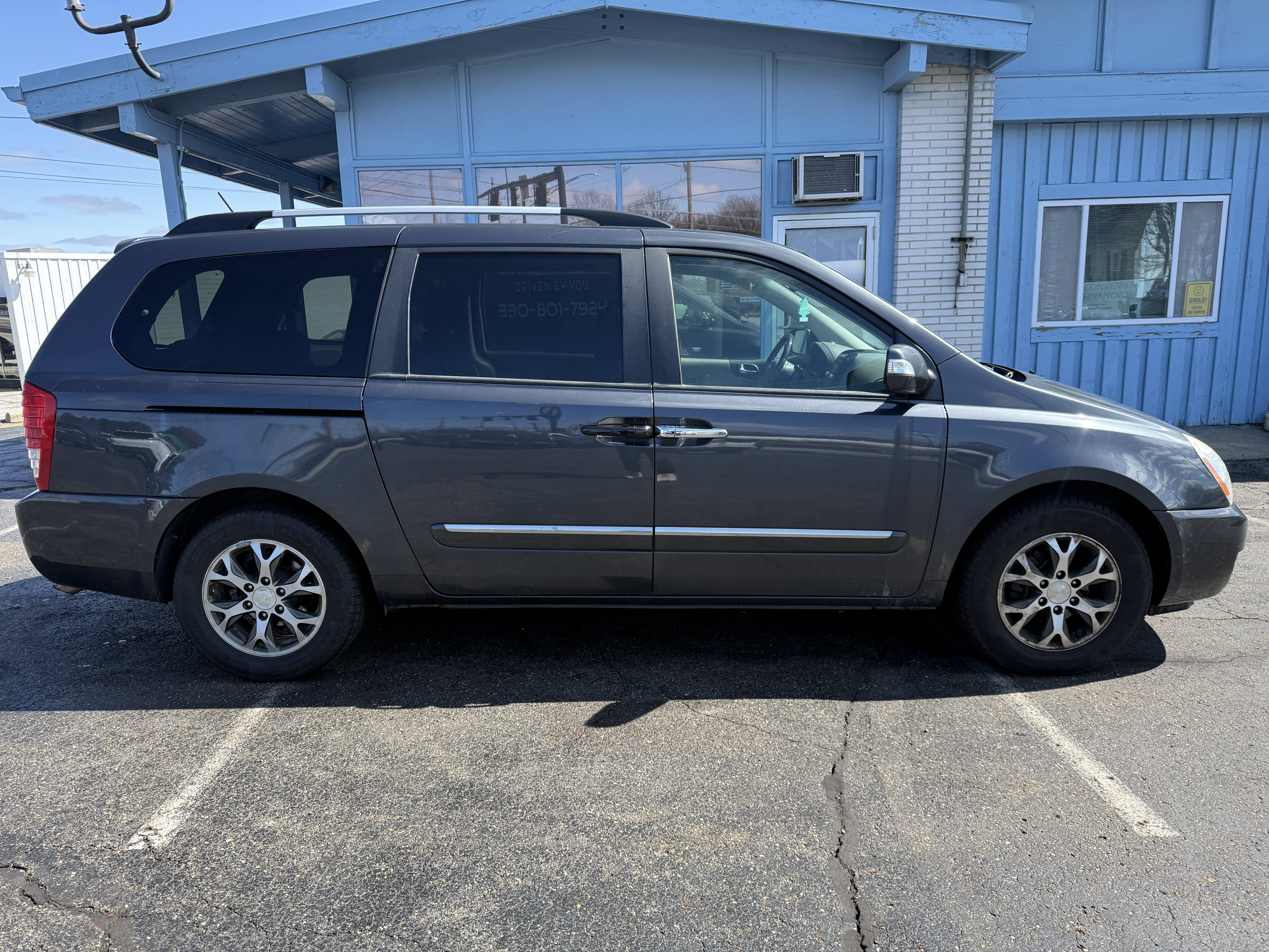 Used 2014 Kia Sedona EX w/ Luxury Package FWD image 6