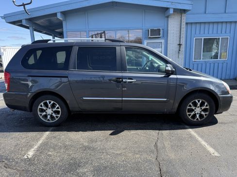 Used 2014 Kia Sedona EX w/ Luxury Package FWD image 6