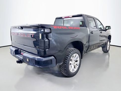 Used 2020 Chevrolet Silverado 1500 LT Trail Boss image 9