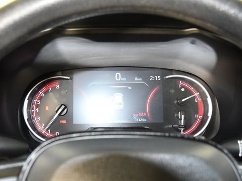 Used 2025 Toyota RAV4 XLE AWD/4WD image 18