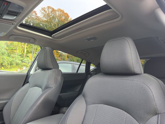 Used 2024 Subaru Crosstrek 2.0i Premium AWD/4WD image 3