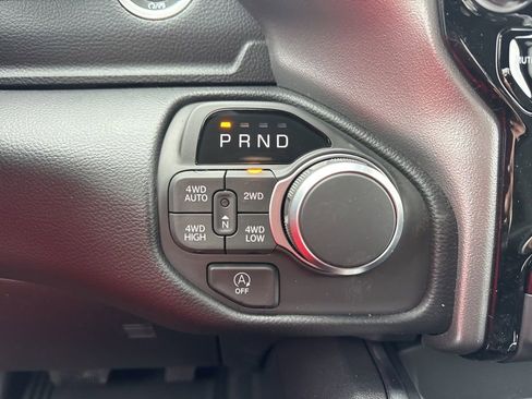 New 2026 RAM 1500 4x4 Crew Cab image 15
