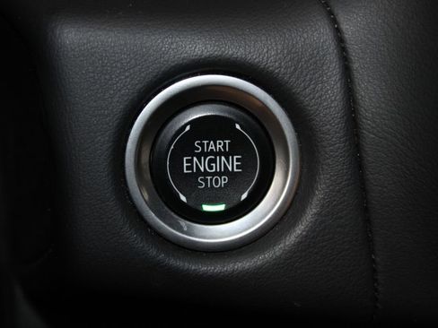 Used 2024 Chevrolet Tahoe LT RWD image 41