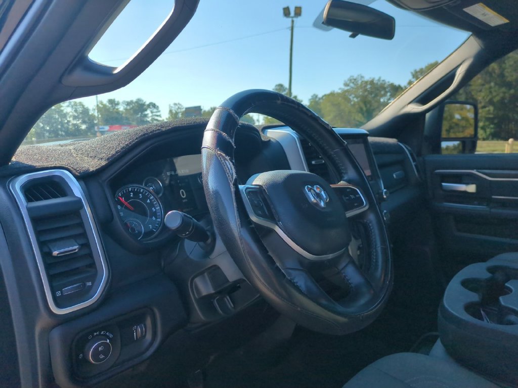 Used 2024 RAM 2500 Big Horn w/ Bed Utility Group AWD/4WD image 15