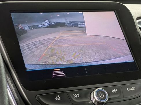 Used 2019 Chevrolet Malibu LT image 25