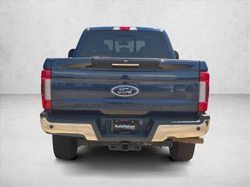 Used 2019 Ford F250 Lariat w/ Lariat Ultimate Package AWD/4WD image 5