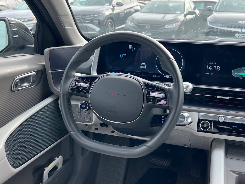 Used 2023 Hyundai Ioniq 6 SEL RWD image 15