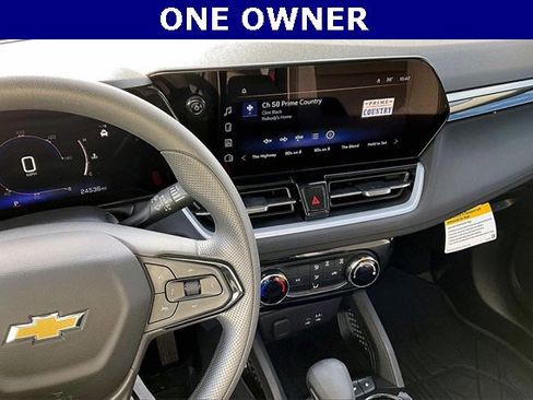 Certified 2024 Chevrolet TrailBlazer LT w/ Driver Confidence Package image 9