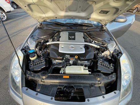 Used 2007 Nissan 350Z Touring image 21