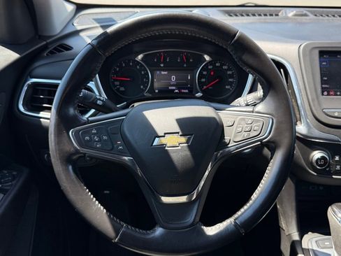 Used 2020 Chevrolet Equinox LT image 37