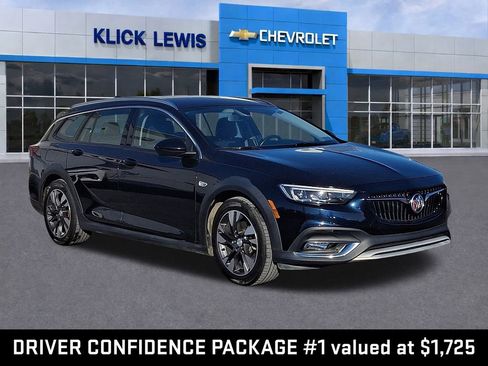 Used 2018 Buick Regal Essence w/ Driver Confidence Package #1 image 1