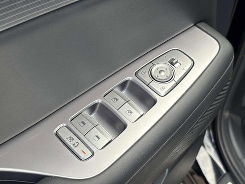 Used 2024 Hyundai Palisade Limited image 25