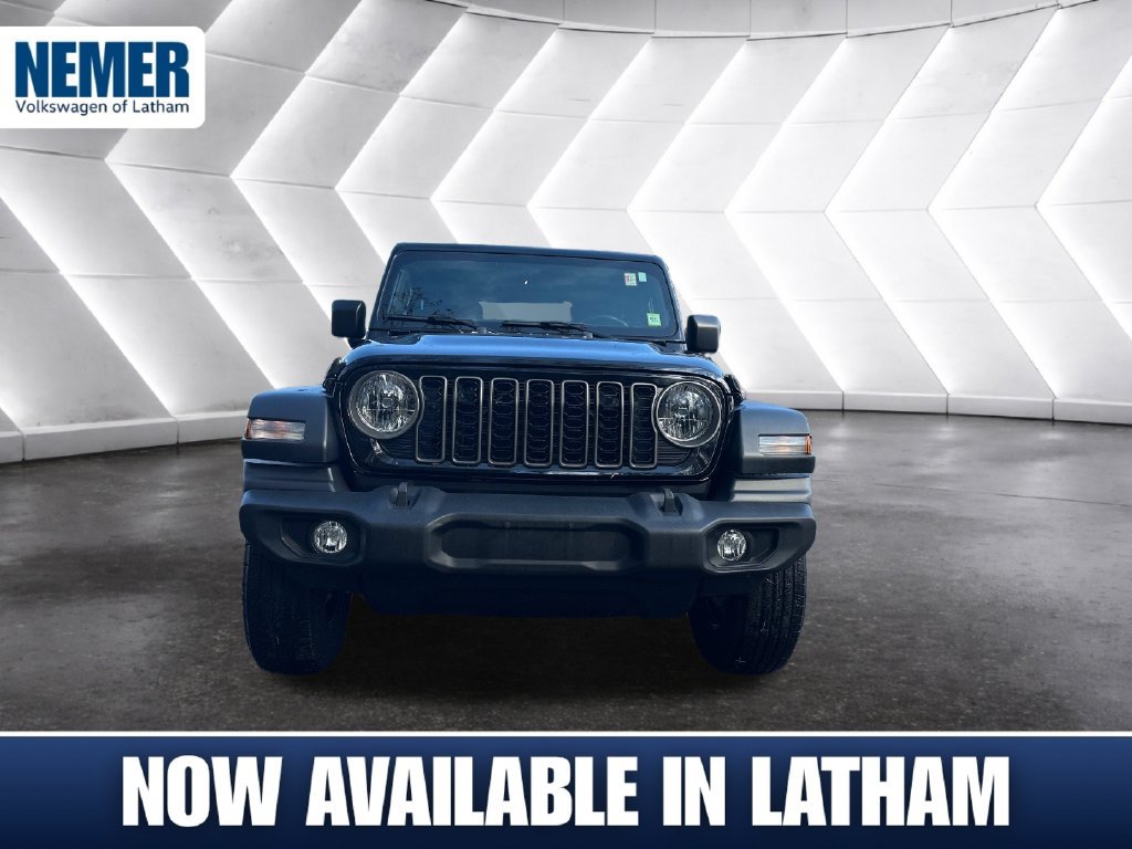 Used 2025 Jeep Wrangler Sport AWD/4WD image 6
