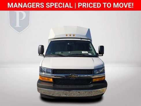 New 2025 Chevrolet Express 3500 w/ Power Convenience Package image 13