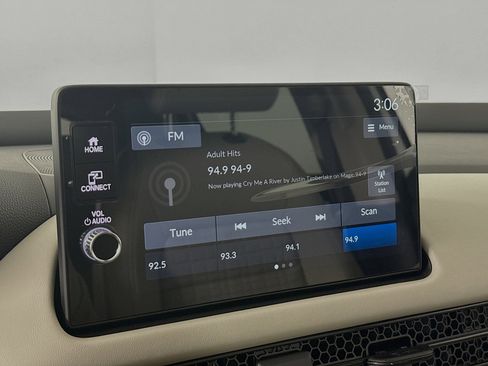 New 2026 Honda HR-V LX image 16