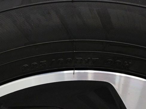 Used 2018 Subaru Forester 2.5i Premium w/ All-Weather Package AWD/4WD image 42