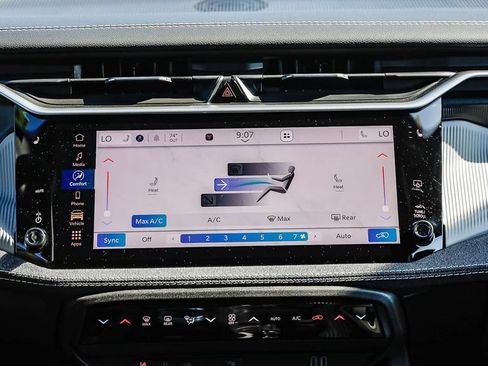 New 2026 Jeep Cherokee Laredo AWD/4WD image 17
