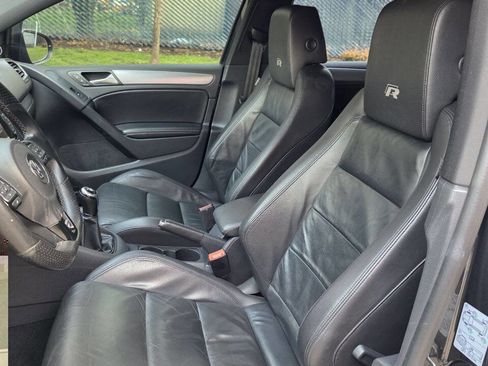 Used 2012 Volkswagen Golf R 4-Door image 10