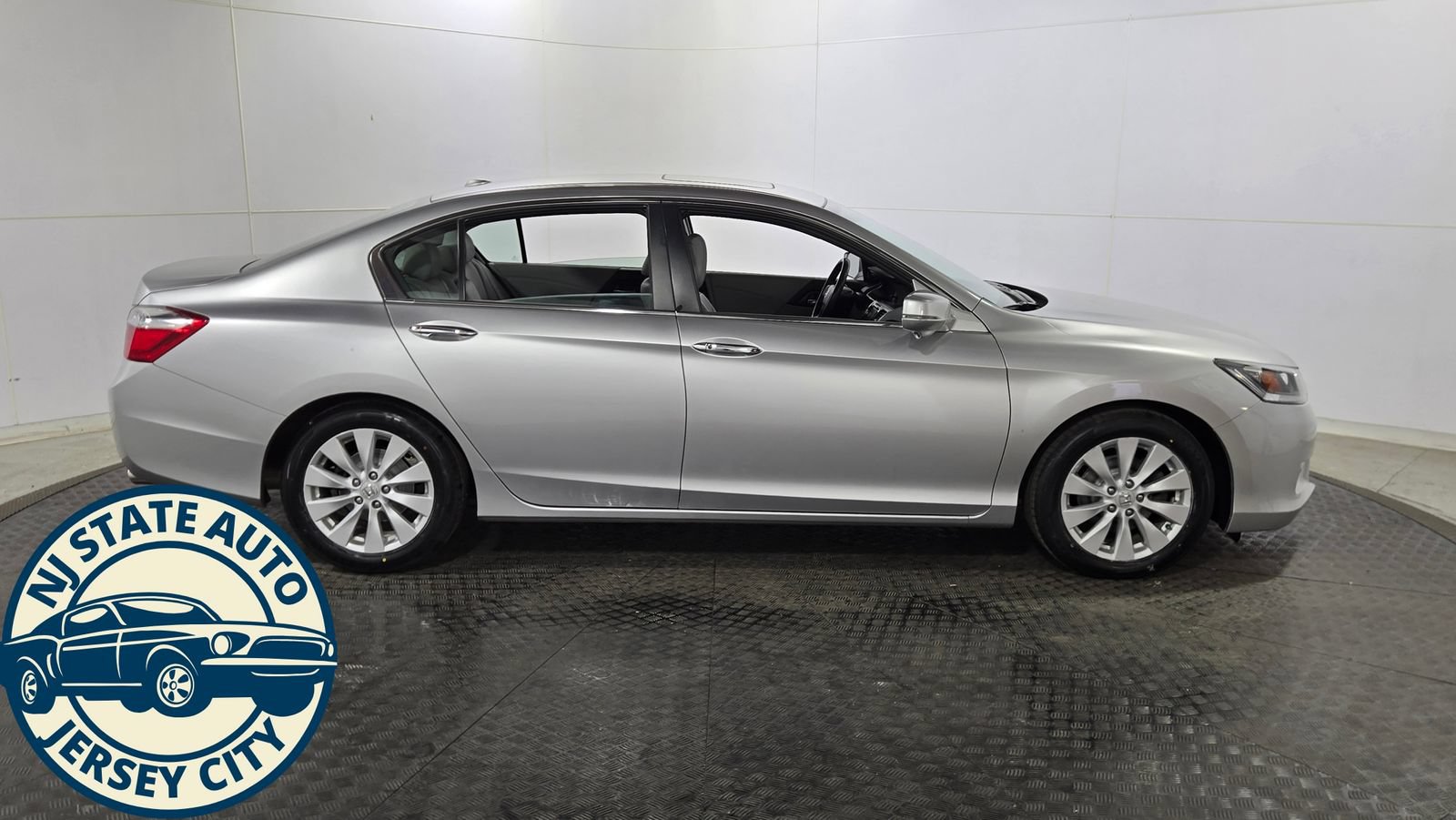 Used 2015 Honda Accord EX-L image 8