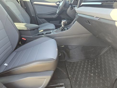 New 2026 Volkswagen Jetta SE image 11