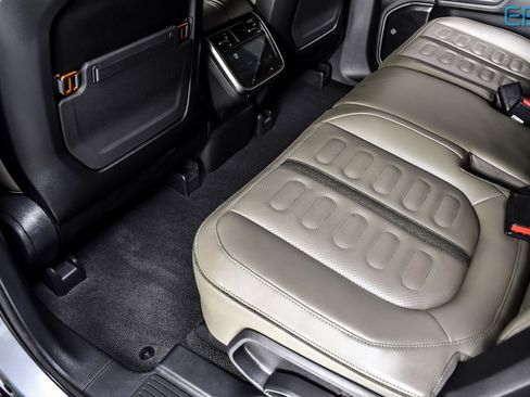 Used 2024 Rivian R1S Adventure image 19