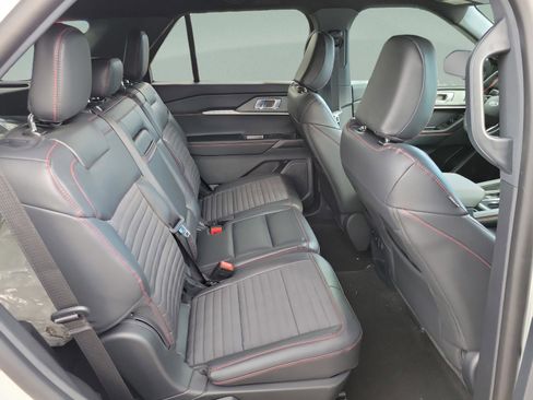 New 2026 Ford Explorer ST-Line image 27