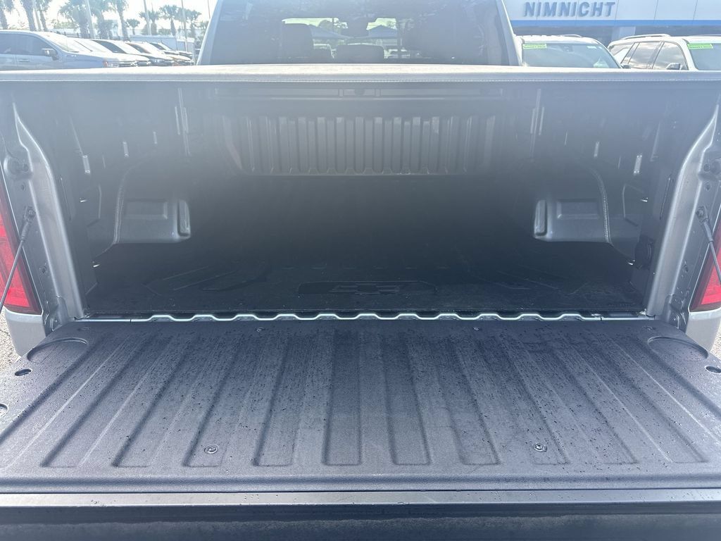 Used 2024 Chevrolet Silverado 1500 RST AWD/4WD image 30