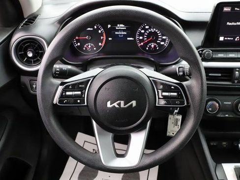 Used 2023 Kia Forte LXS image 19