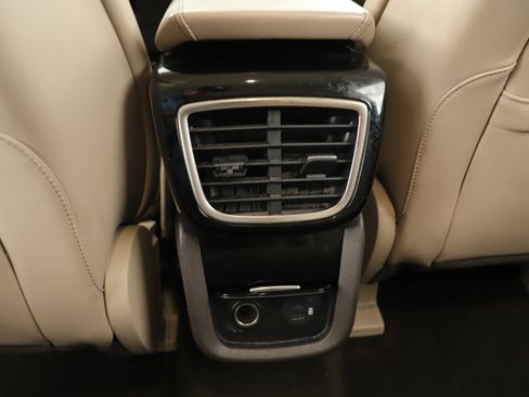 Used 2021 Lincoln Nautilus FWD w/ Equipment Group 101A image 24