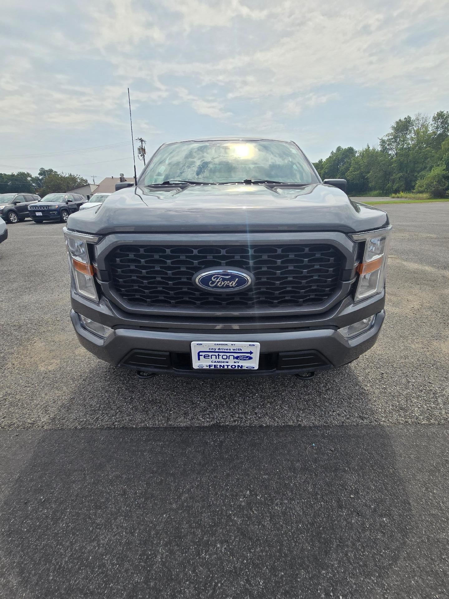 Used 2022 Ford F150 XL w/ STX Appearance Package AWD/4WD image 12