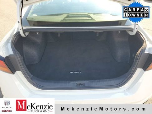 Used 2025 Nissan Altima 2.5 SV FWD image 28