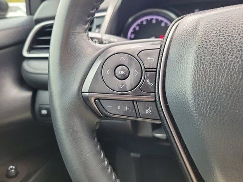 Used 2022 Toyota Camry SE w/ Audio Upgrade Package image 25