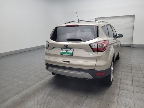 Used 2018 Ford Escape Titanium w/ Ford Safe & Smart Package AWD/4WD image 9