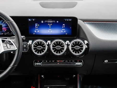 Certified 2026 Mercedes-Benz GLA 250 image 11