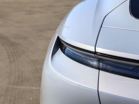 Used 2025 Porsche Taycan RWD image 13