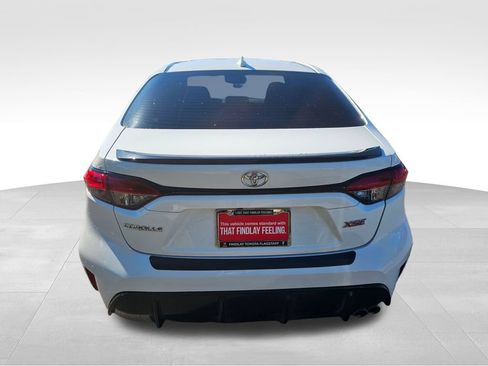 Used 2024 Toyota Corolla XSE FWD image 11