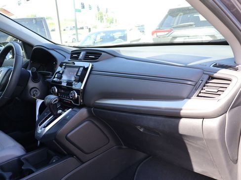 Used 2017 Honda CR-V LX image 9