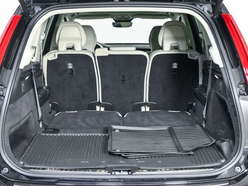 Used 2023 Volvo XC90 B6 Plus AWD/4WD image 34