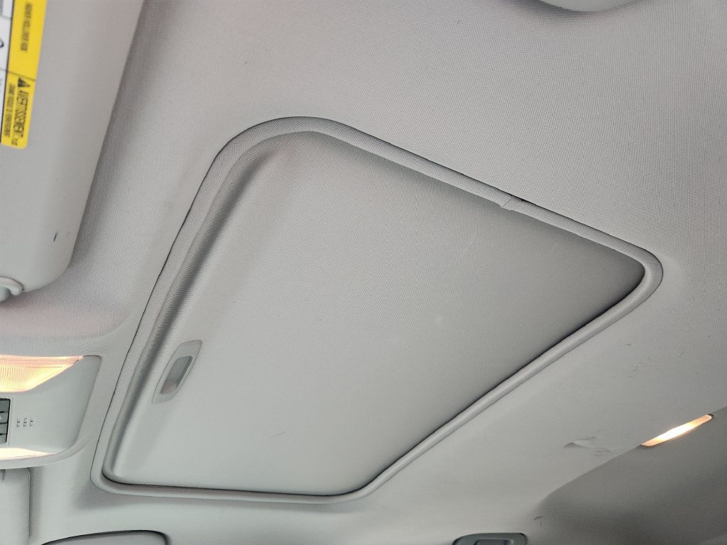 Used 2019 Toyota RAV4 XLE Premium w/ Cold Weather Package AWD/4WD image 15