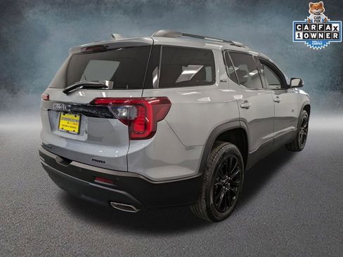 Used 2023 GMC Acadia SLE w/ Driver Convenience Package image 4