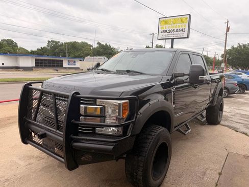 Used 2017 Ford F350 Lariat w/ Lariat Ultimate Package AWD/4WD image 1