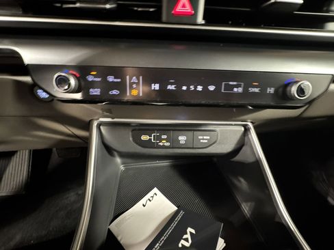 New 2026 Kia Carnival image 26