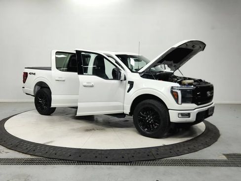 Used 2024 Ford F150 Lariat AWD/4WD image 10