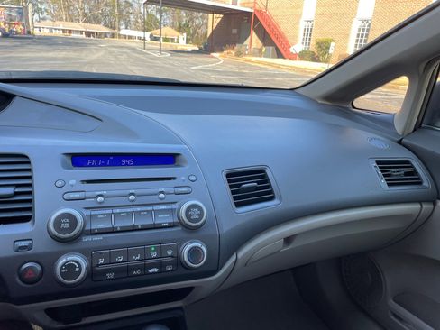 Used 2010 Honda Civic LX image 18