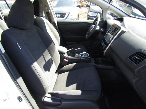 Used 2015 Nissan Leaf SV w/ LED & Quick Charge Package image 33