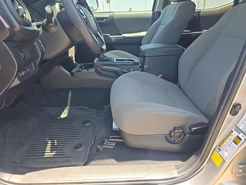 Used 2023 Toyota Tacoma SR AWD/4WD image 13