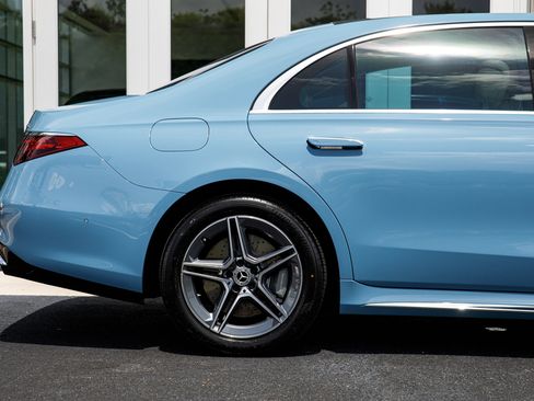 Used 2026 Mercedes-Benz S 580e 4MATIC Sedan image 21