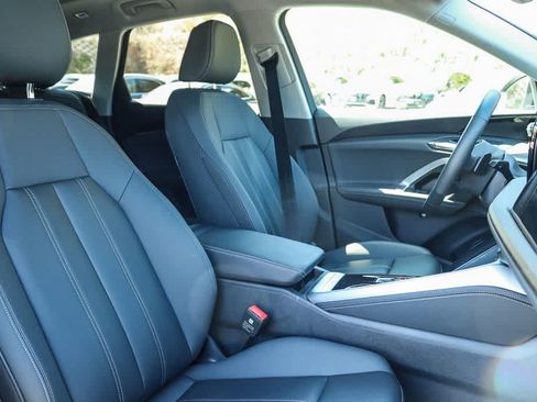 Used 2025 Audi Q5 Premium w/ Convenience Package AWD/4WD image 15