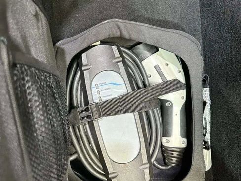 Used 2016 BMW i8 image 46